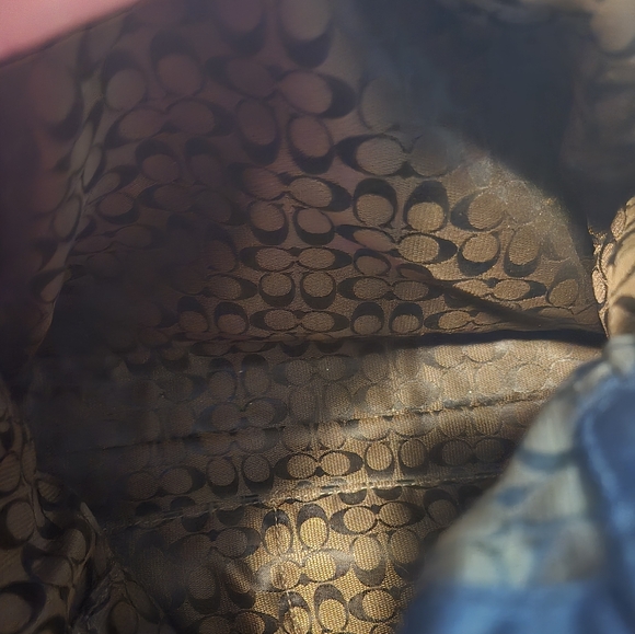 VGUC Coach Madison Carlyle bag - Picture 11 of 12